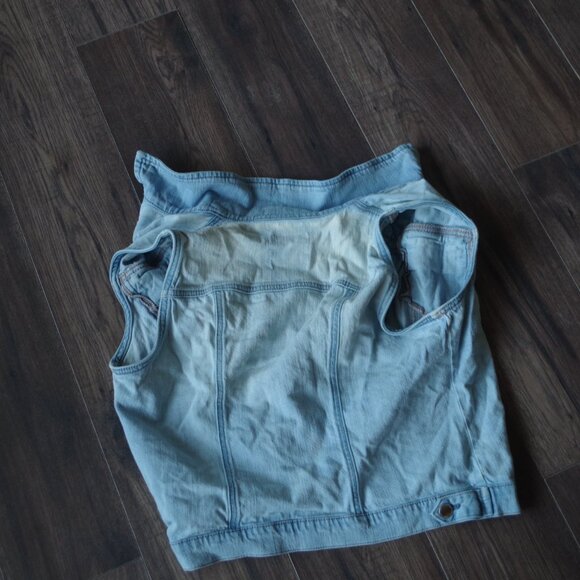 Women's Jean Vest By Dynamite - Picture 3 of 4